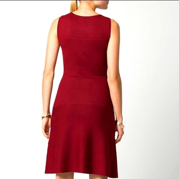 Le Chateau Drop Waist Dress - Picture 3 of 9